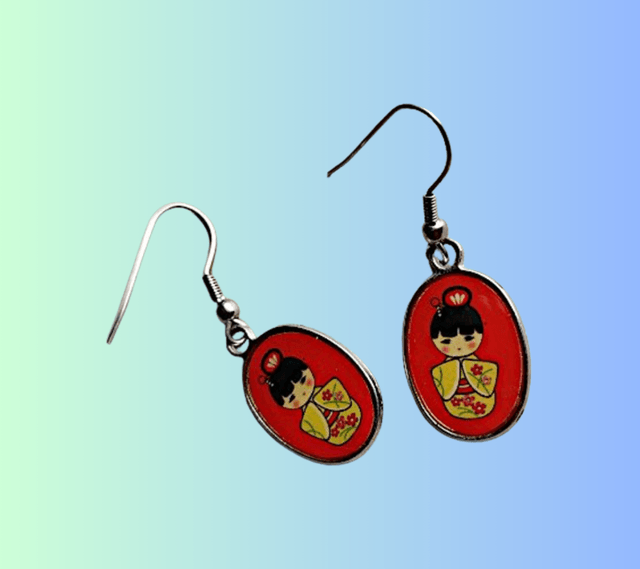 A Boucles d'Oreille Geisha