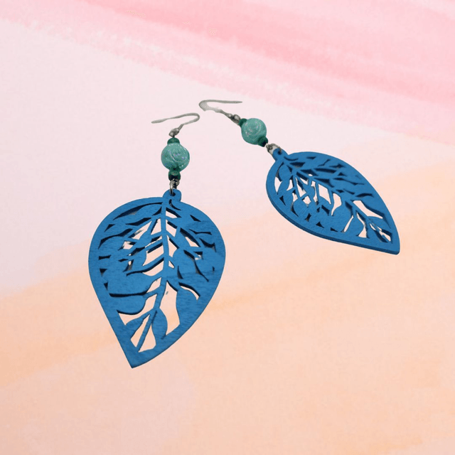 C Boucles d'Oreille Feuille Bleue
