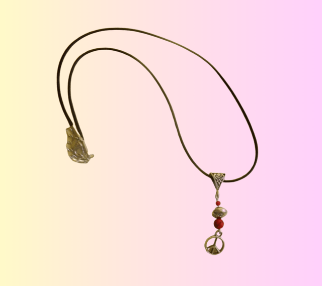 B Collier Pacifique rouge
