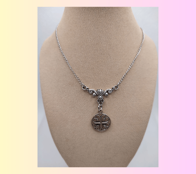 A Collier Médaillon Cœurs Collection DéliCat