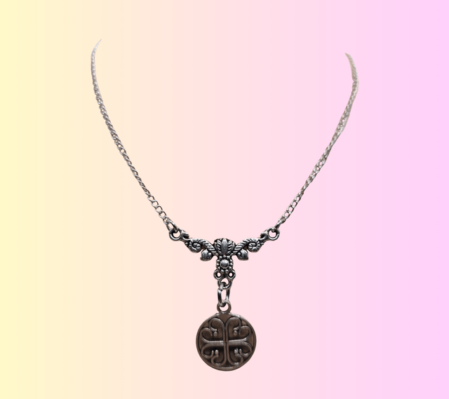 A Collier Médaillon Cœurs Collection DéliCat