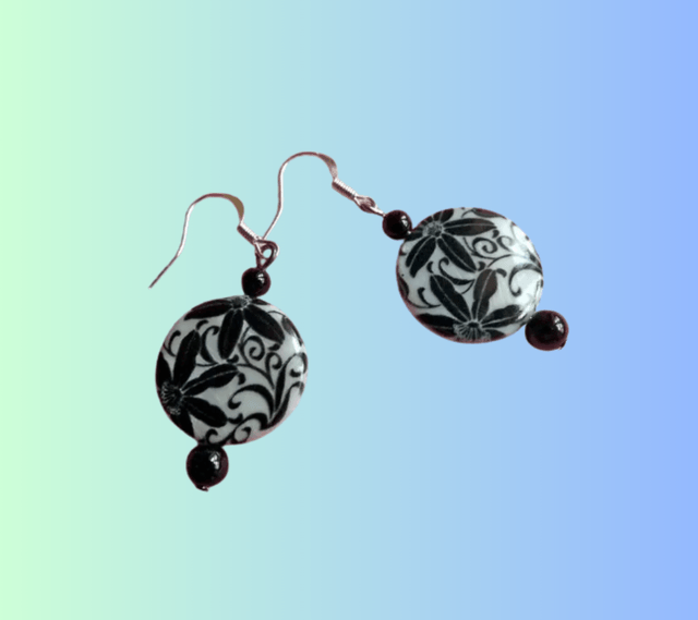A Boucles d'Oreille Nuits Fleuries