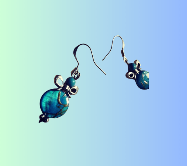 A Boucles d'Oreille Mignardise Bleue