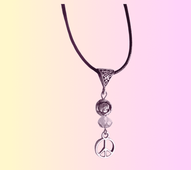 B Collier de la Paix